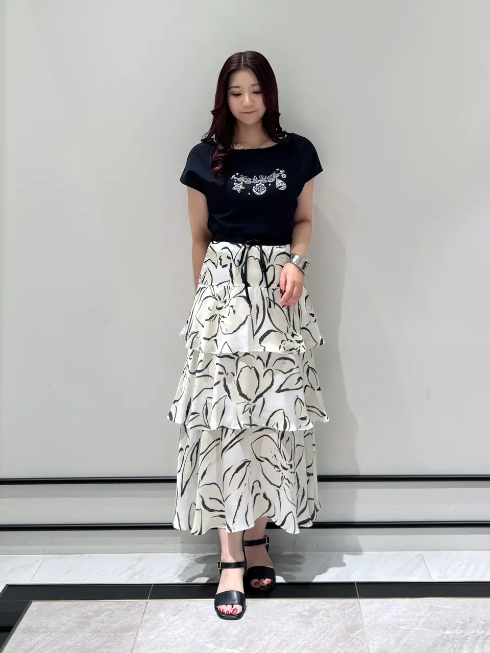 GRACE CONTINENTAL MOMOKO コーディネート画像