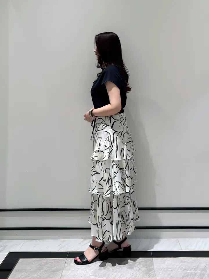 GRACE CONTINENTAL MOMOKO コーディネート画像