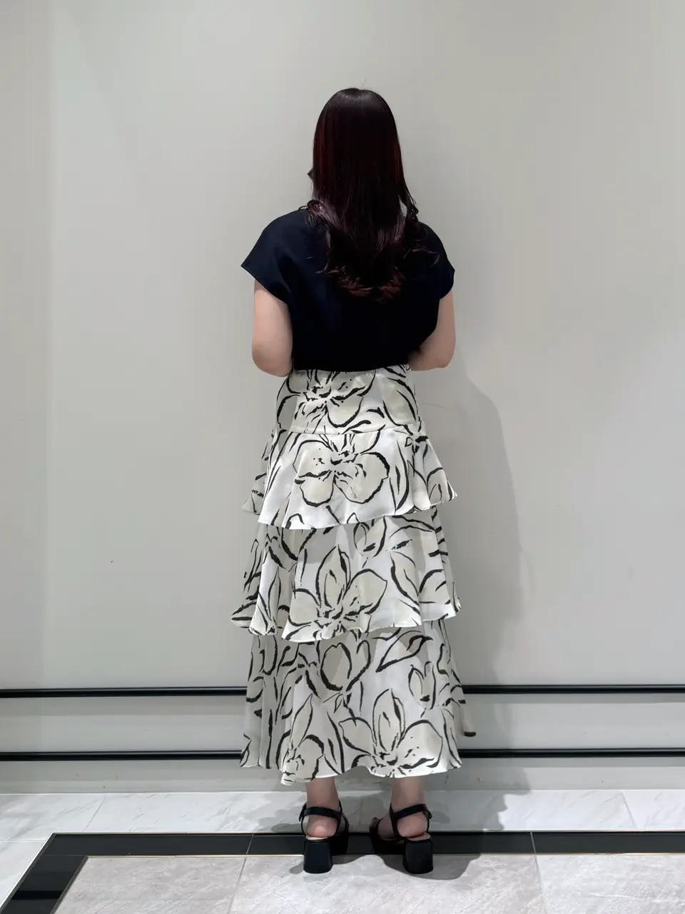 GRACE CONTINENTAL MOMOKO コーディネート画像