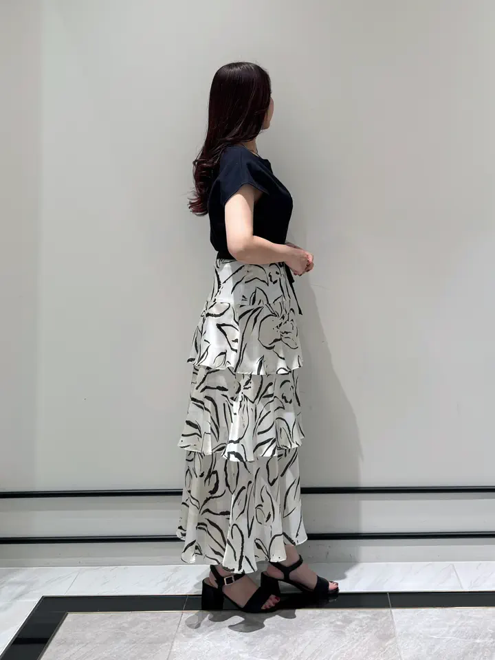 GRACE CONTINENTAL MOMOKO コーディネート画像