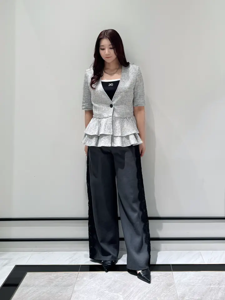 GRACE CONTINENTAL MOMOKO コーディネート画像