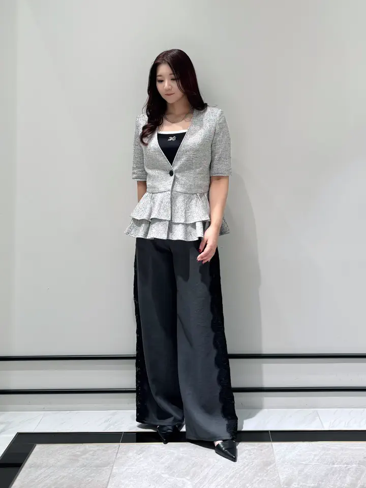 GRACE CONTINENTAL MOMOKO コーディネート画像