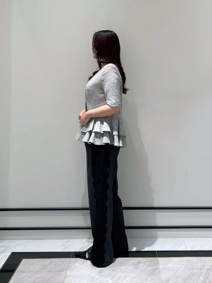 GRACE CONTINENTAL MOMOKO コーディネート画像