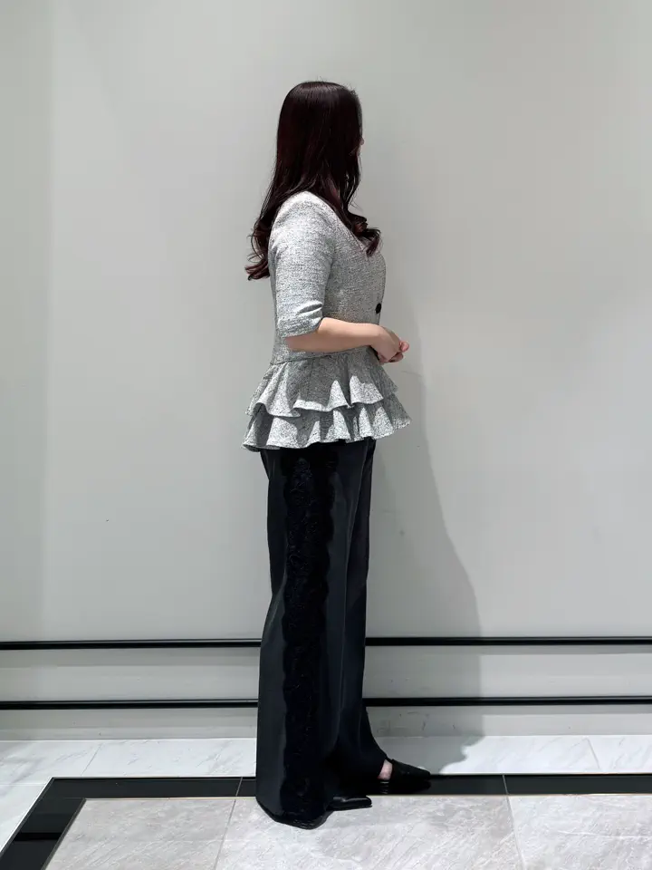 GRACE CONTINENTAL MOMOKO コーディネート画像