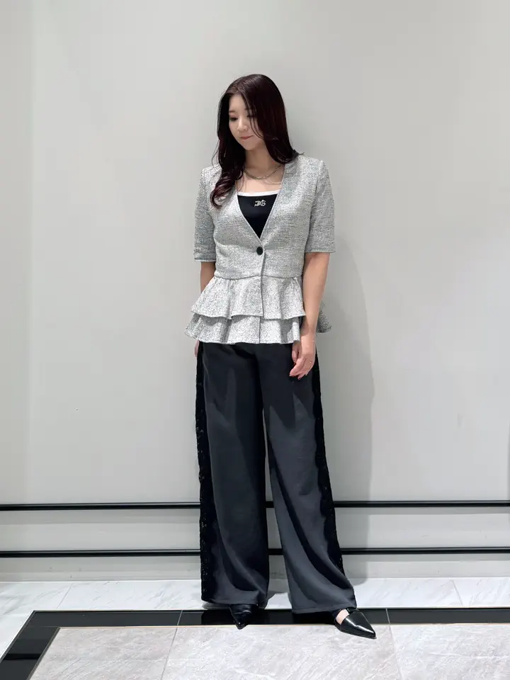 GRACE CONTINENTAL MOMOKO コーディネート画像