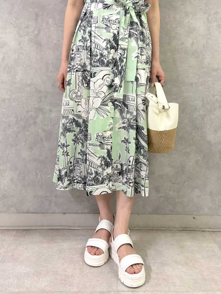 GRACE CONTINENTAL kobayashi コーディネート画像