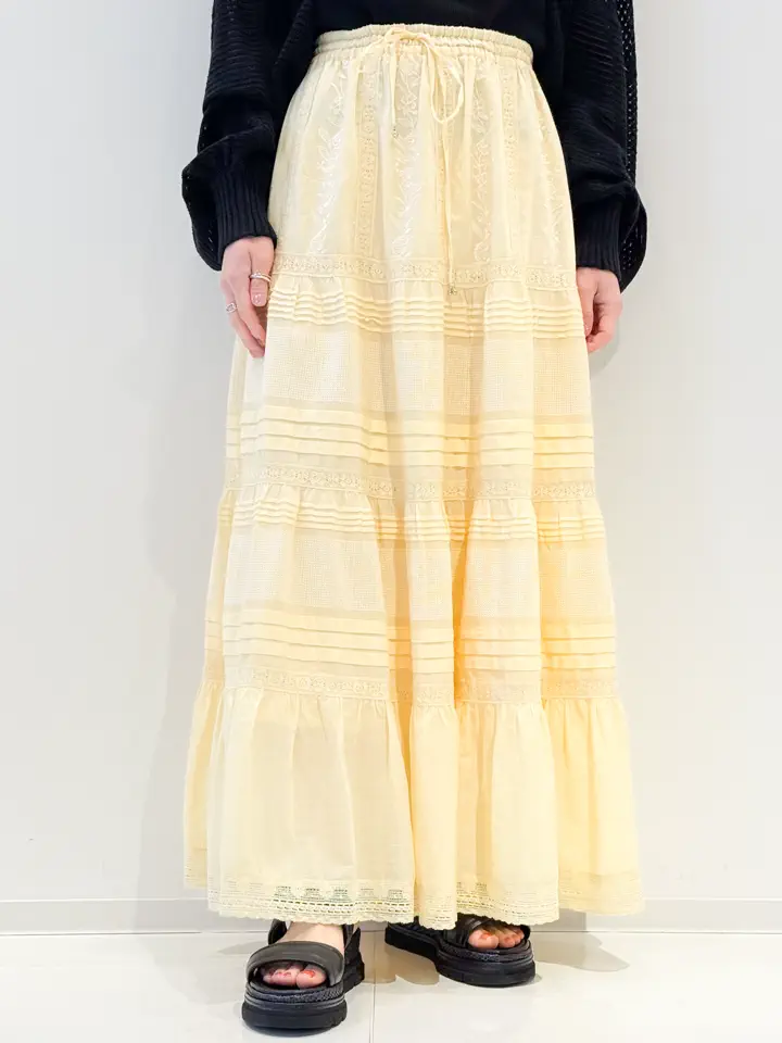 GRACE CONTINENTAL yuri コーディネート画像