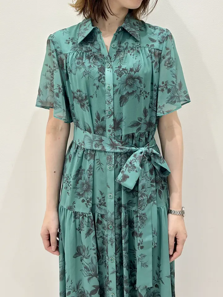 GRACE CONTINENTAL eri コーディネート画像