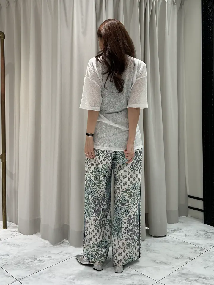 GRACE CONTINENTAL 志田　悠 コーディネート画像