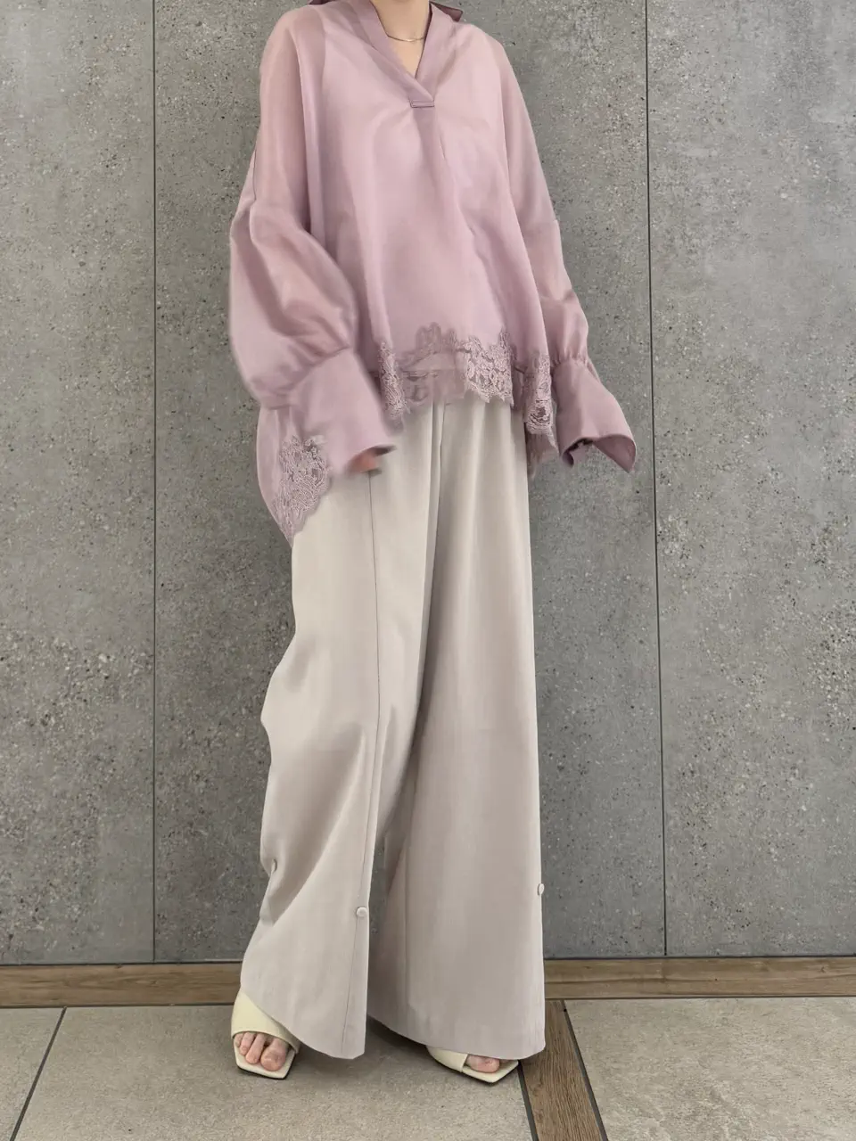 GRACE CONTINENTAL 村上 麗華 コーディネート画像