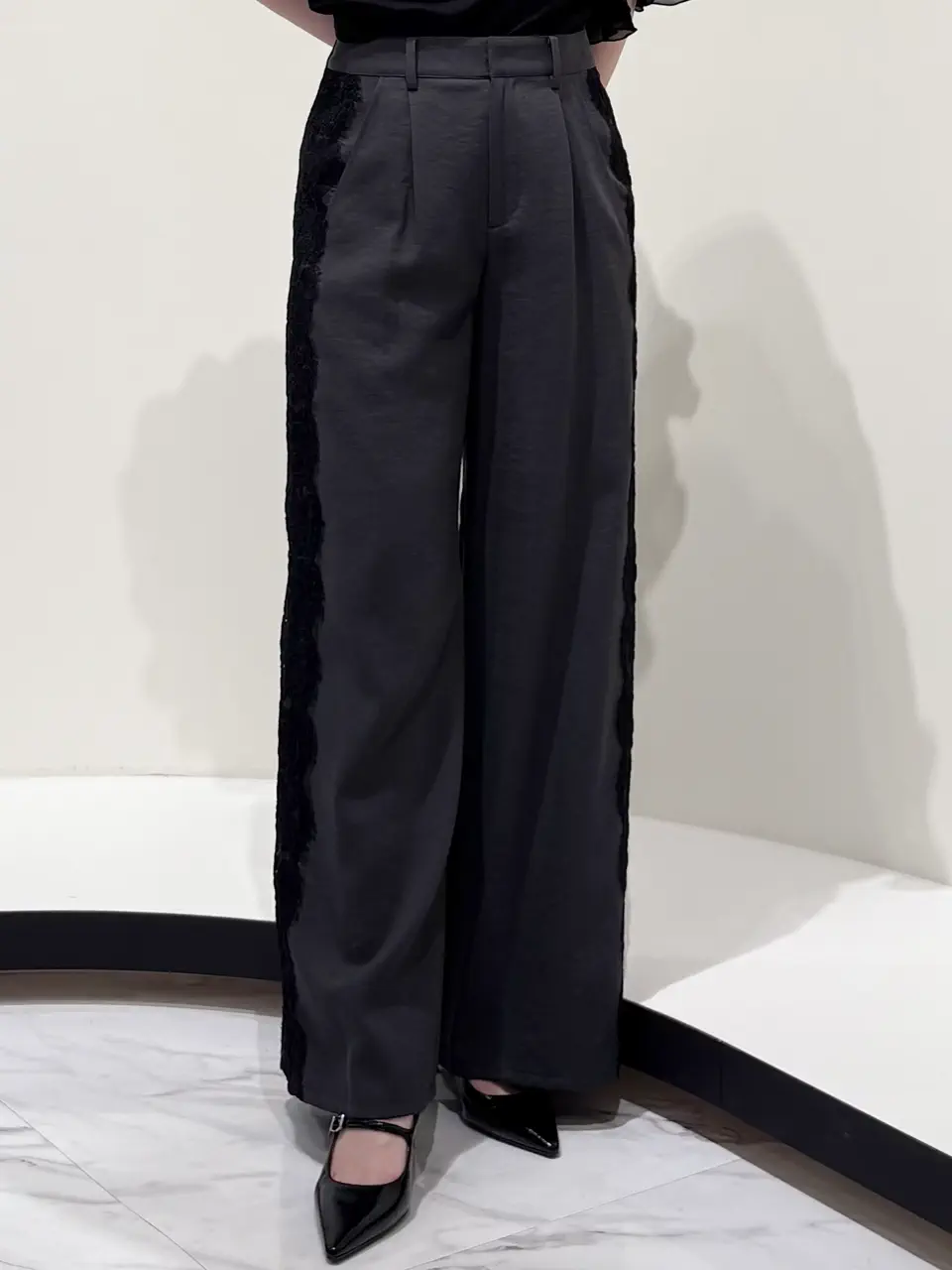 GRACE CONTINENTAL 平野 裕華 コーディネート画像