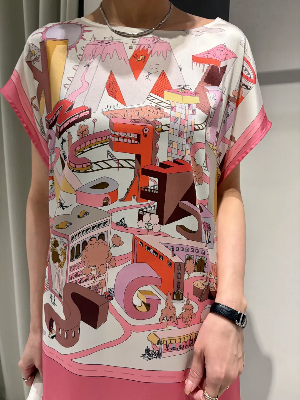 GRACE CONTINENTAL 亀田 未希 コーディネート画像