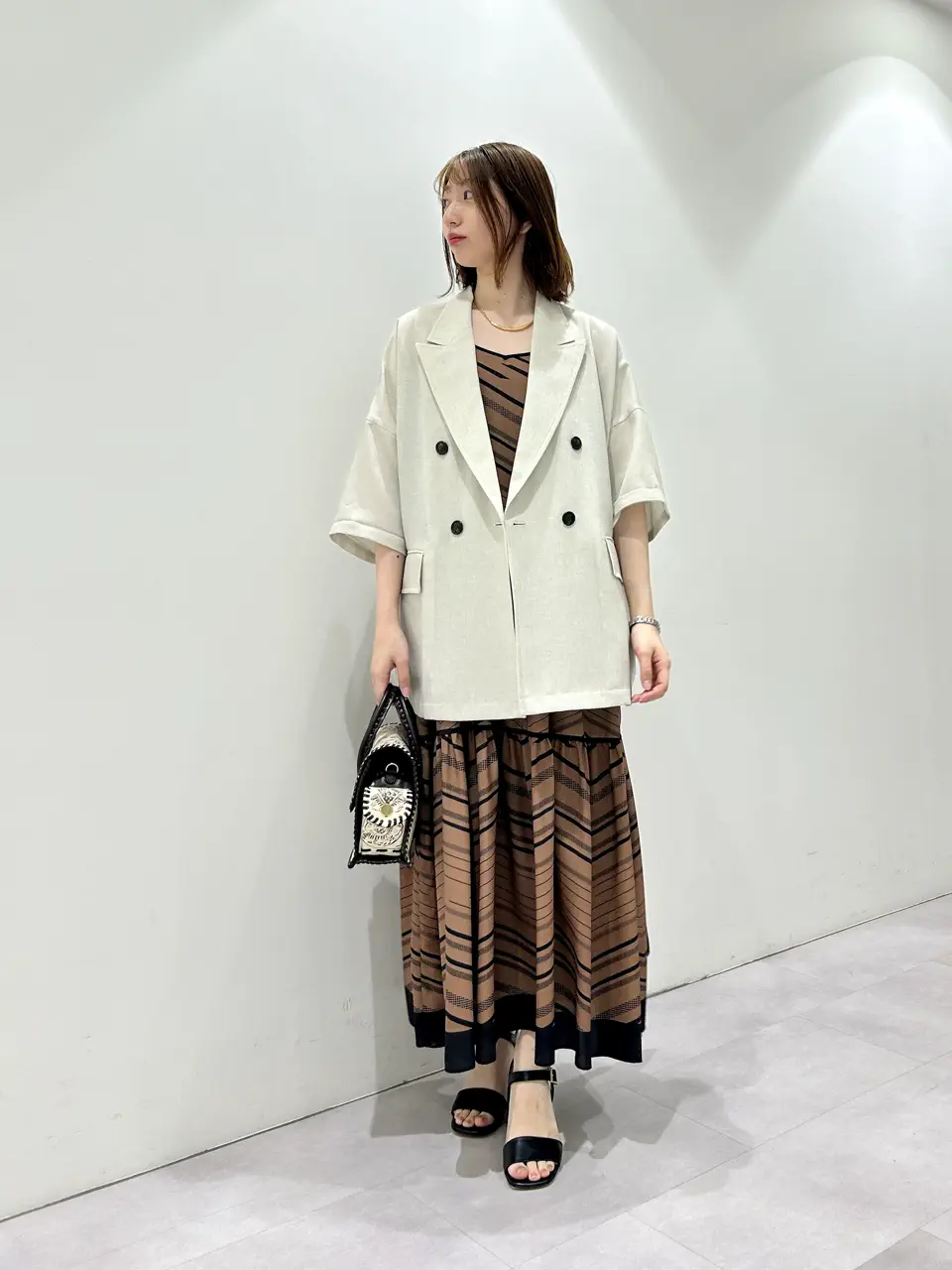 GRACE CONTINENTAL eri コーディネート画像