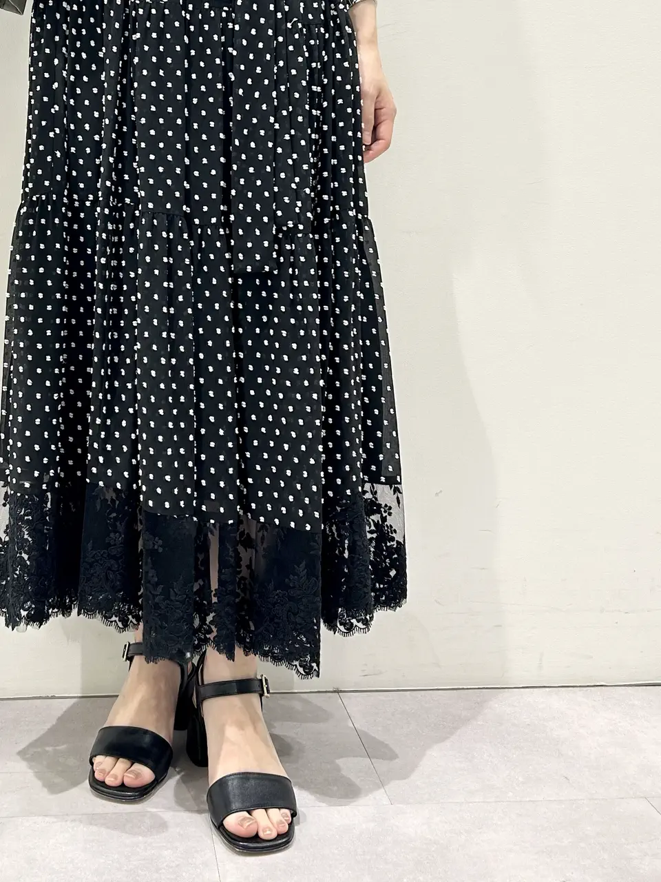 GRACE CONTINENTAL eri コーディネート画像