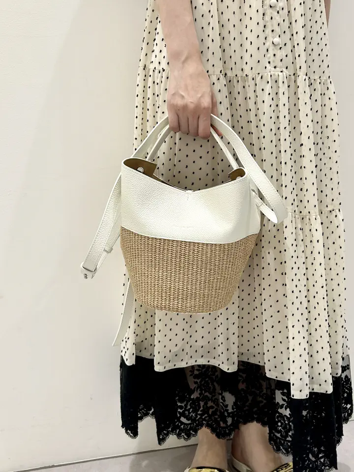 GRACE CONTINENTAL eri コーディネート画像