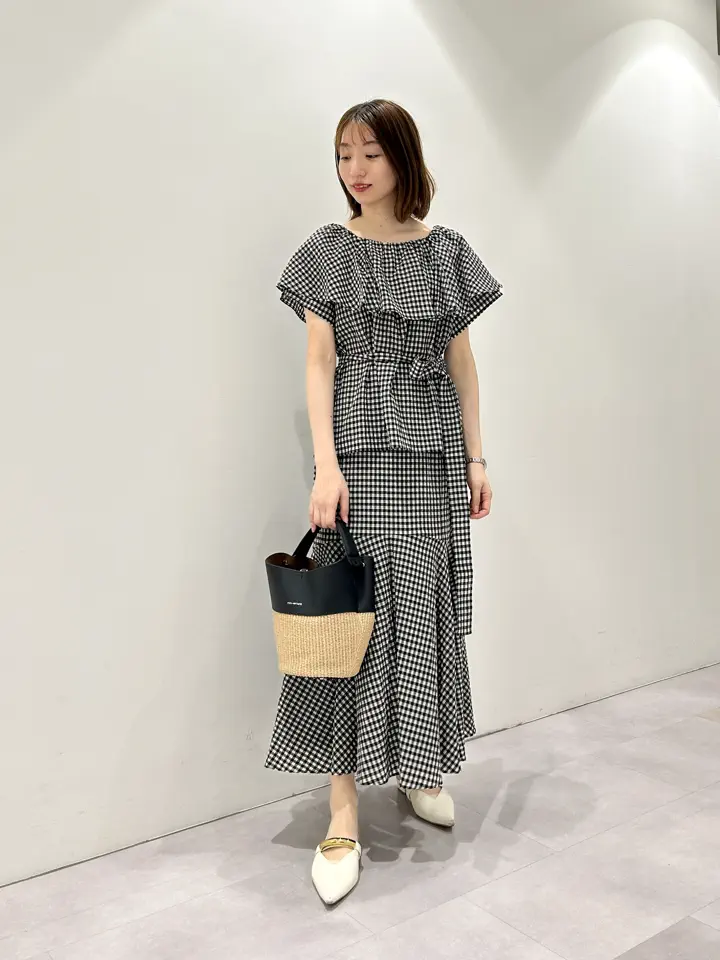 GRACE CONTINENTAL eri コーディネート画像