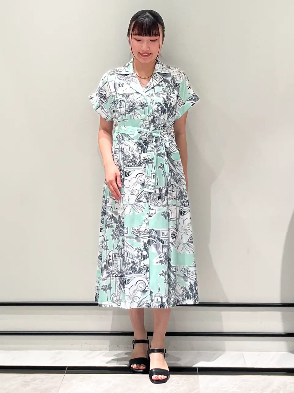 GRACE CONTINENTAL CHISAKO.S コーディネート画像