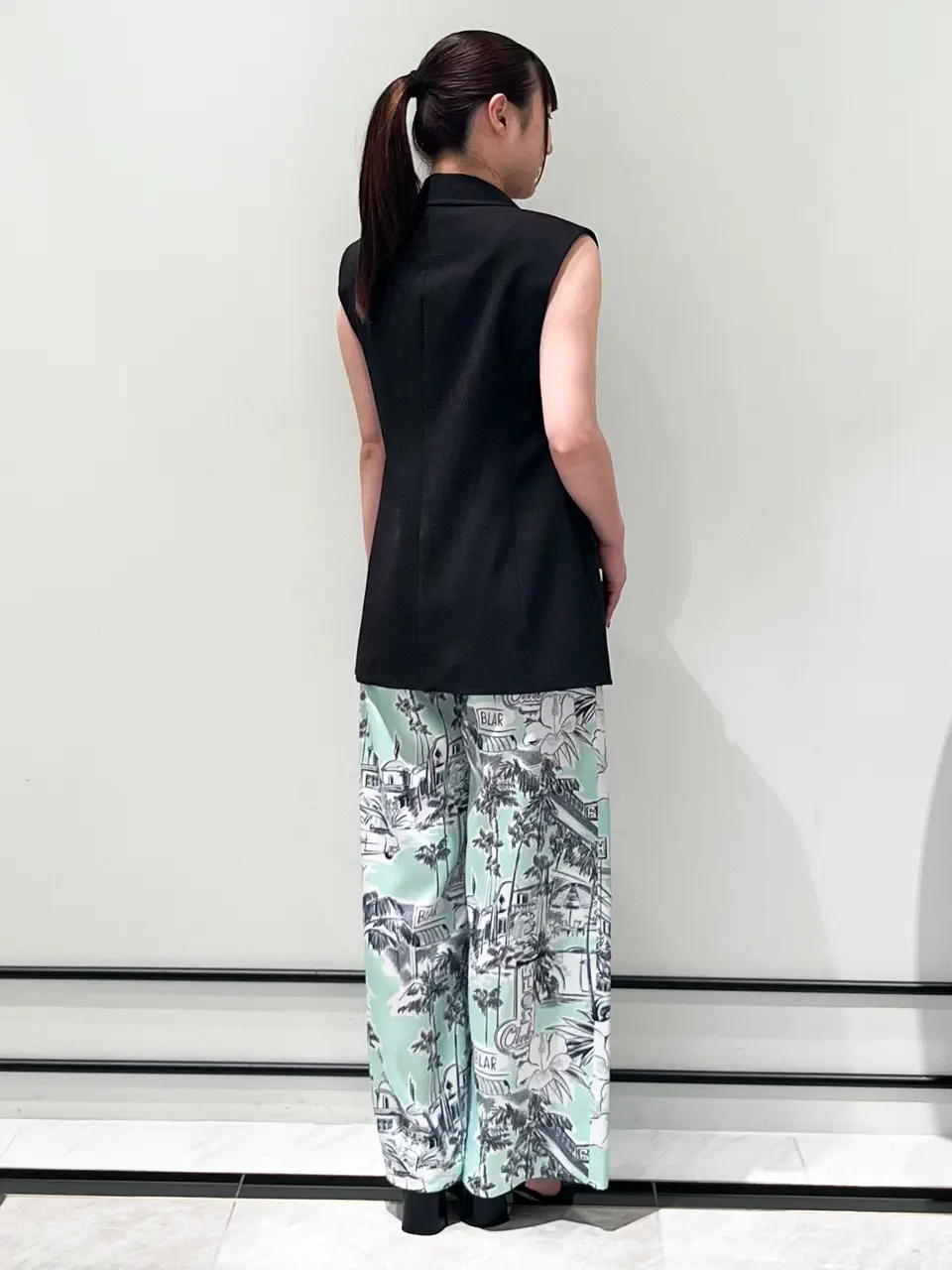 GRACE CONTINENTAL CHISAKO.S コーディネート画像