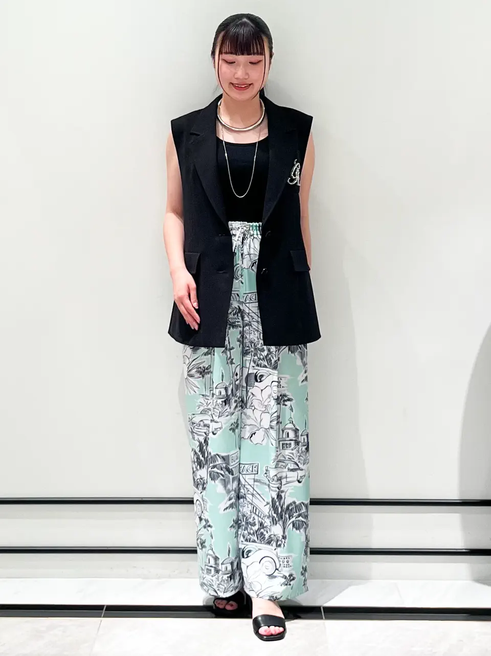 GRACE CONTINENTAL CHISAKO.S コーディネート画像