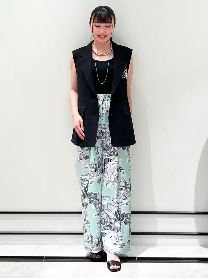 GRACE CONTINENTAL CHISAKO.S コーディネート画像