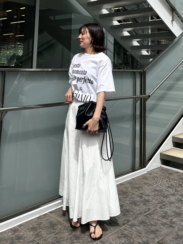 GRACE CONTINENTAL Hikaru Okada コーディネート画像