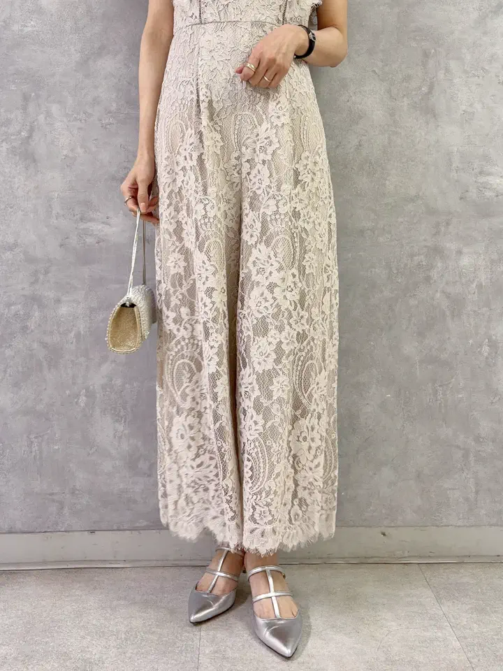 GRACE CONTINENTAL 亀田 未希 コーディネート画像