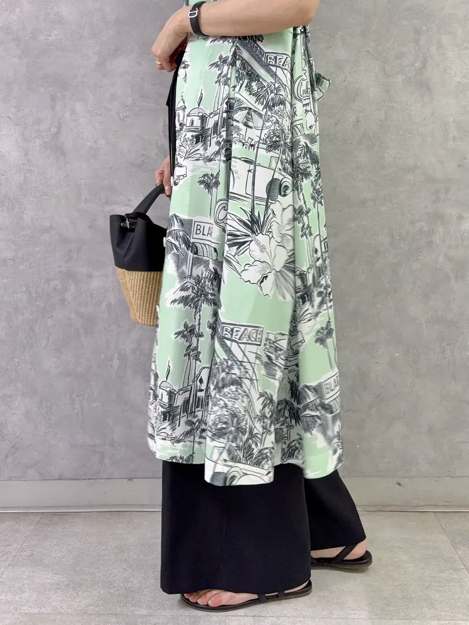 GRACE CONTINENTAL 亀田 未希 コーディネート画像