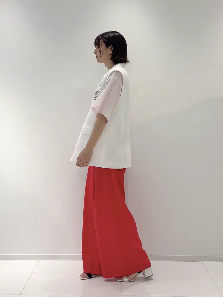 GRACE CONTINENTAL Hikaru Okada コーディネート画像