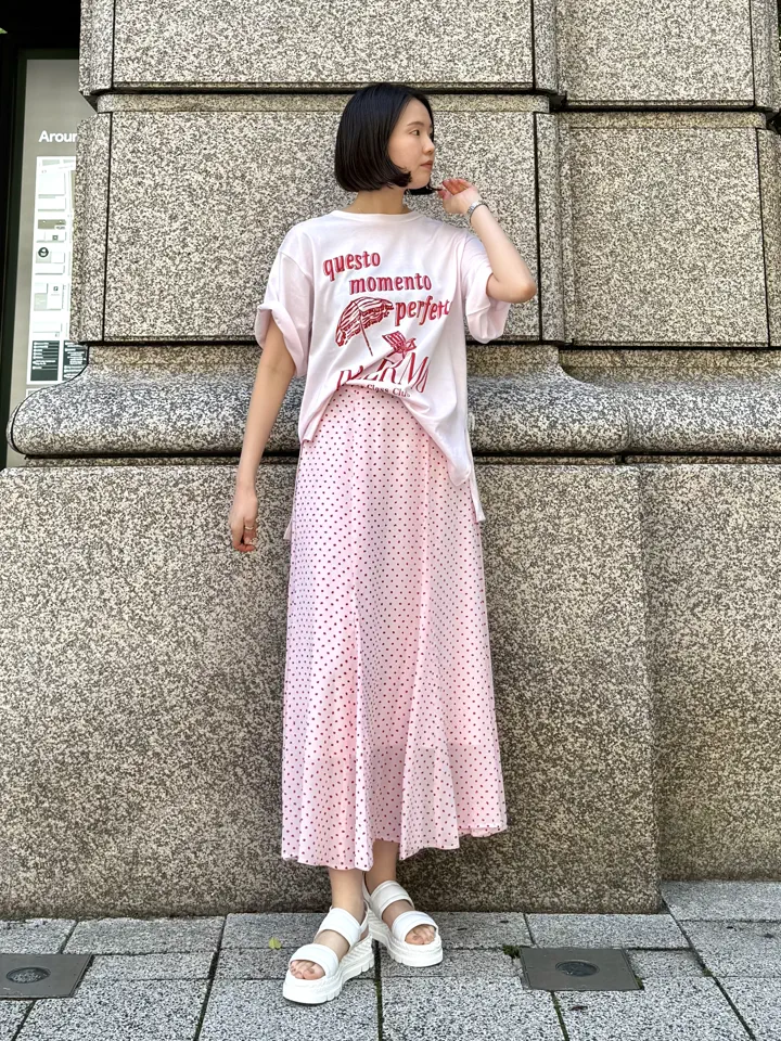 GRACE CONTINENTAL 伊藤　静華 コーディネート画像