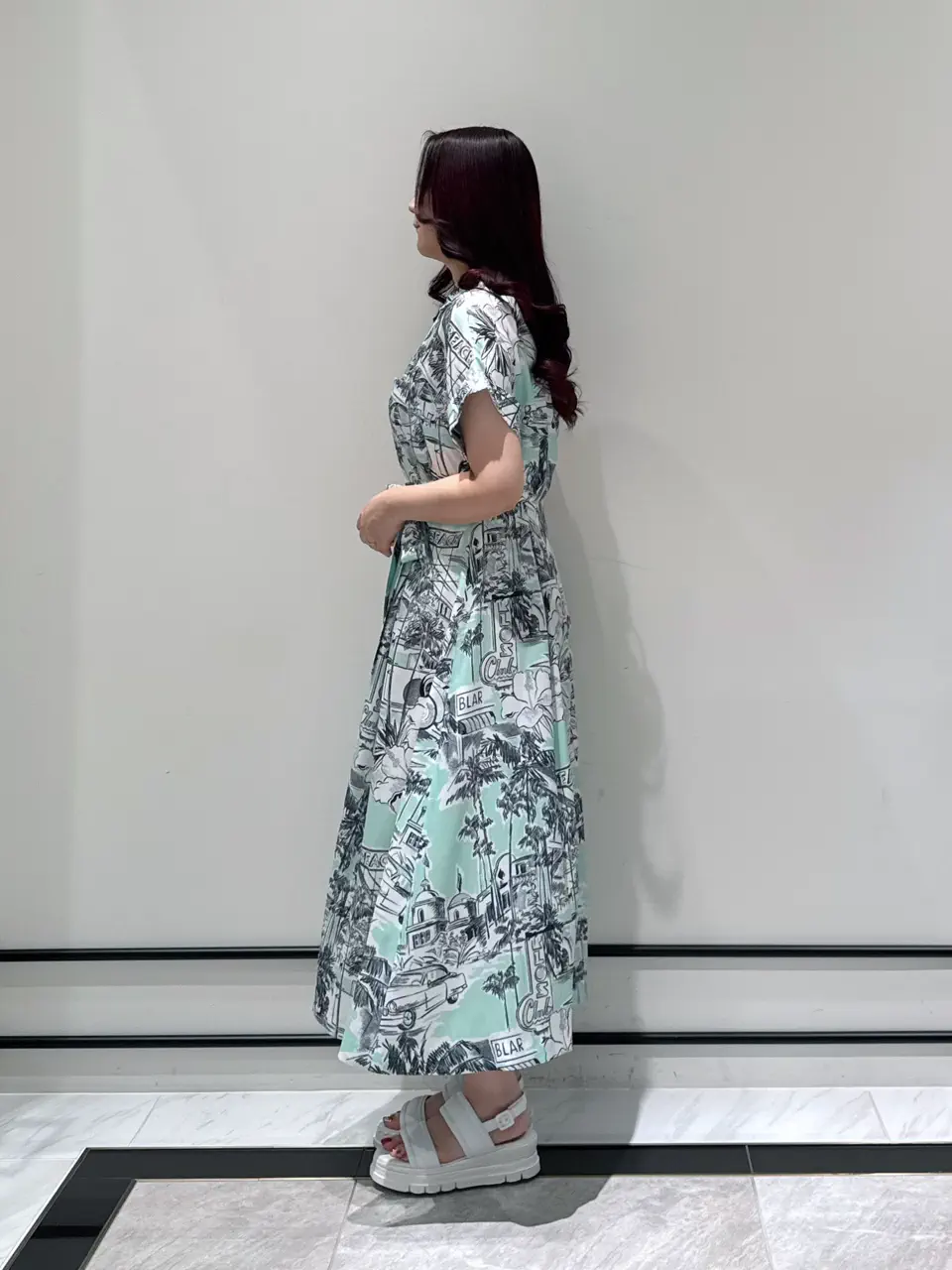 GRACE CONTINENTAL MOMOKO コーディネート画像