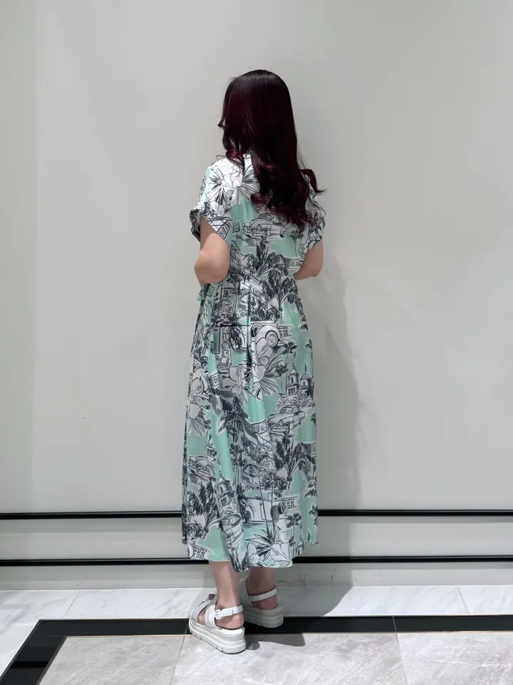 GRACE CONTINENTAL MOMOKO コーディネート画像