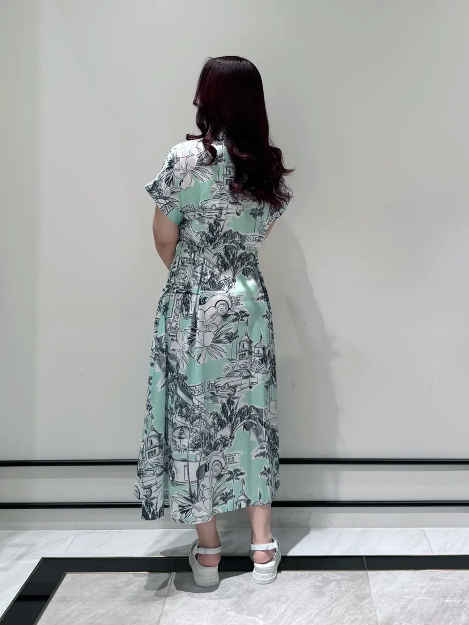 GRACE CONTINENTAL MOMOKO コーディネート画像