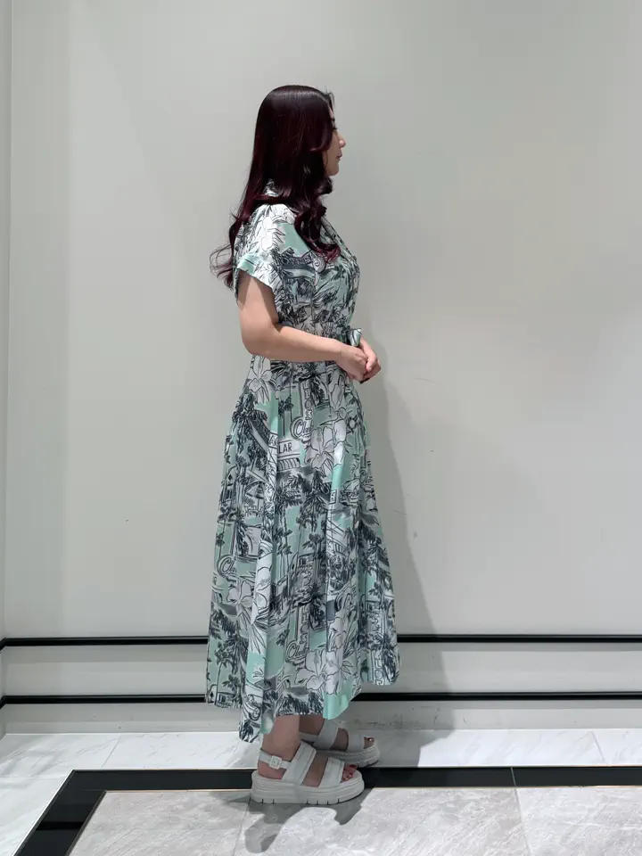 GRACE CONTINENTAL MOMOKO コーディネート画像