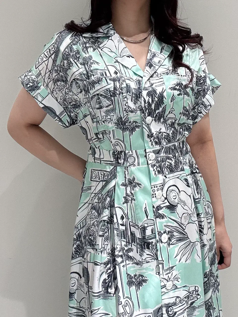 GRACE CONTINENTAL MOMOKO コーディネート画像