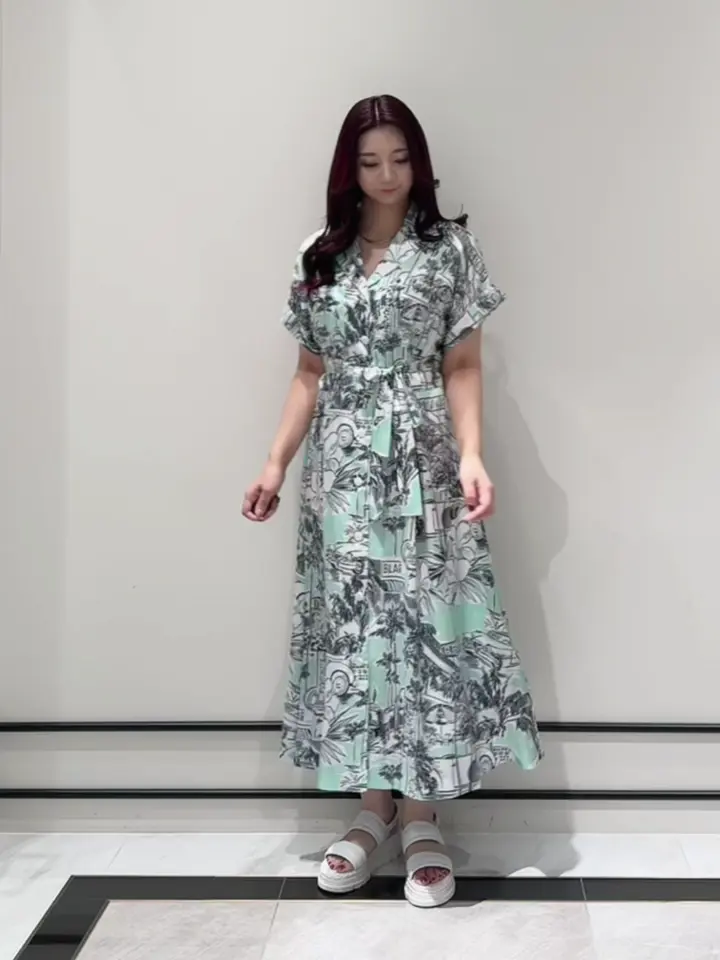 GRACE CONTINENTAL MOMOKO コーディネート画像