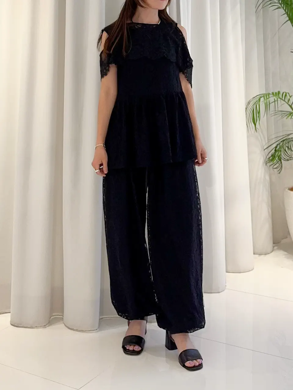 GRACE CONTINENTAL 古川温子 コーディネート画像