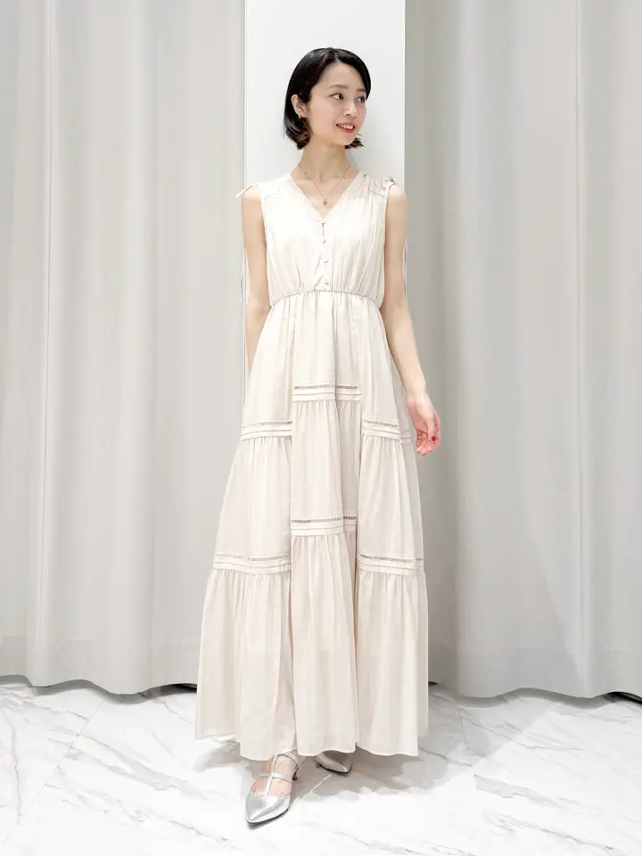 GRACE CONTINENTAL yuri コーディネート画像