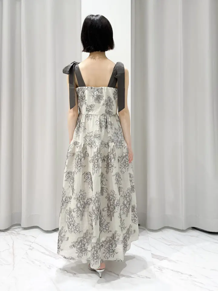 GRACE CONTINENTAL yuri コーディネート画像