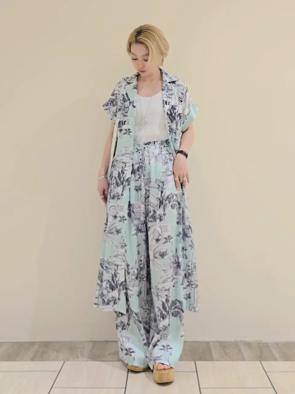 GRACE CONTINENTAL isono yui コーディネート画像