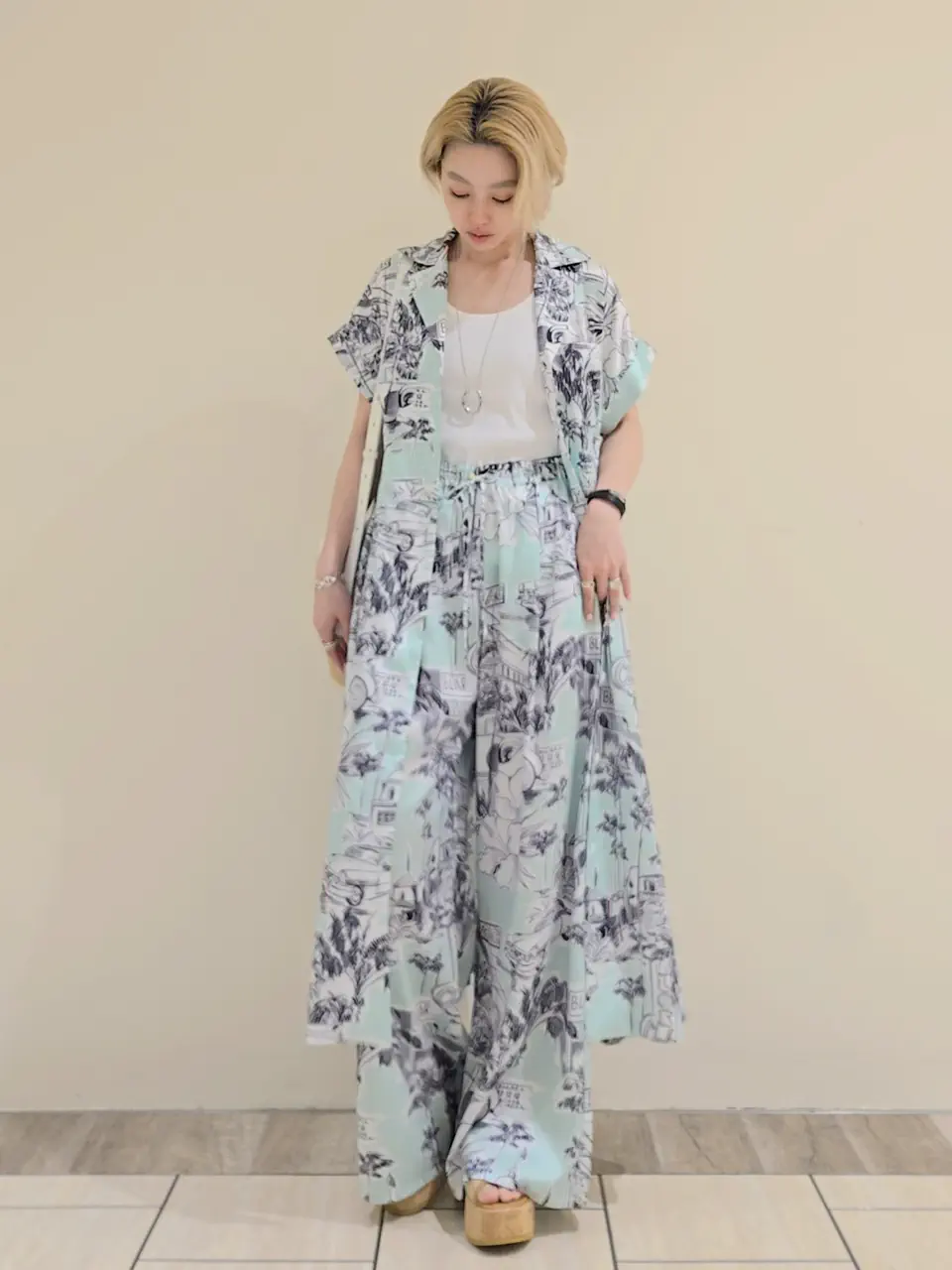 GRACE CONTINENTAL isono yui コーディネート画像