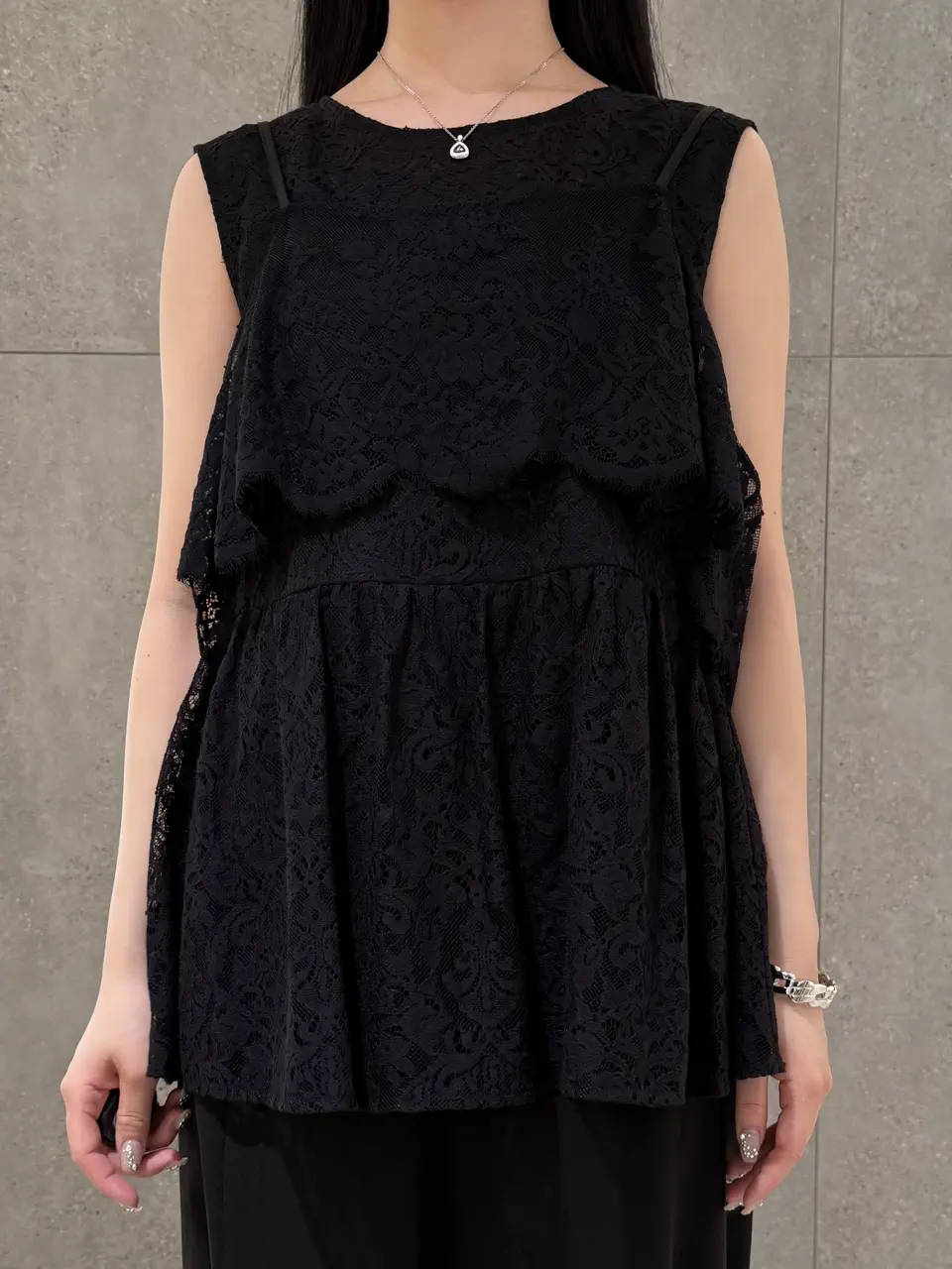 GRACE CONTINENTAL anri コーディネート画像