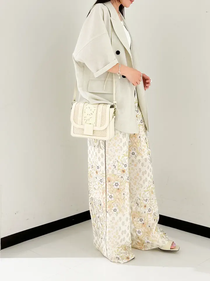 GRACE CONTINENTAL 古川温子 コーディネート画像