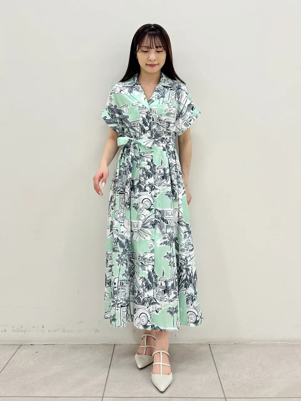 GRACE CONTINENTAL Miu Akamatsu コーディネート画像