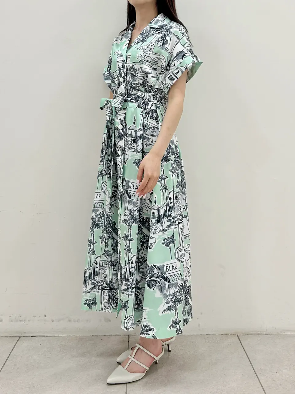 GRACE CONTINENTAL Miu Akamatsu コーディネート画像