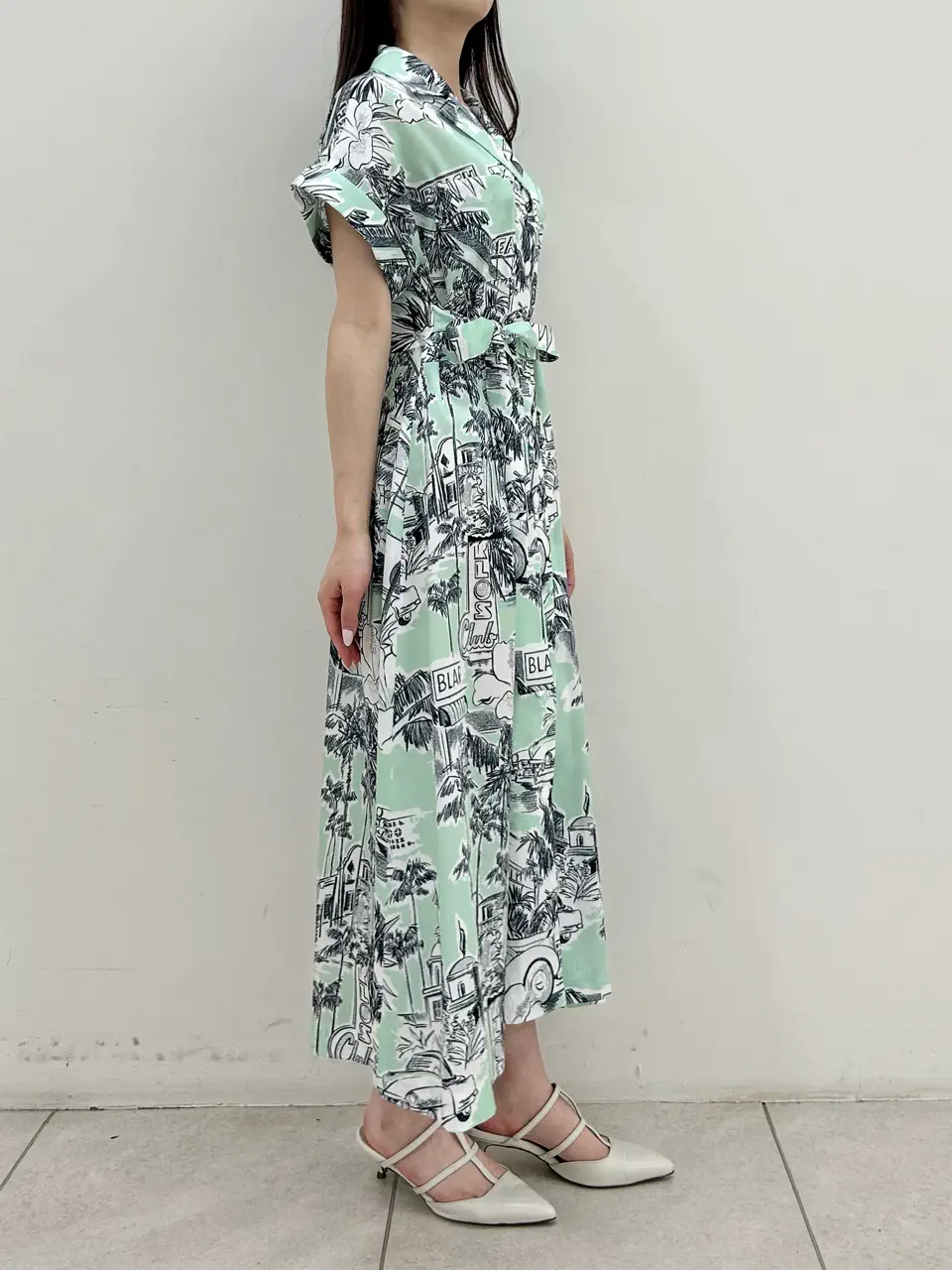 GRACE CONTINENTAL Miu Akamatsu コーディネート画像