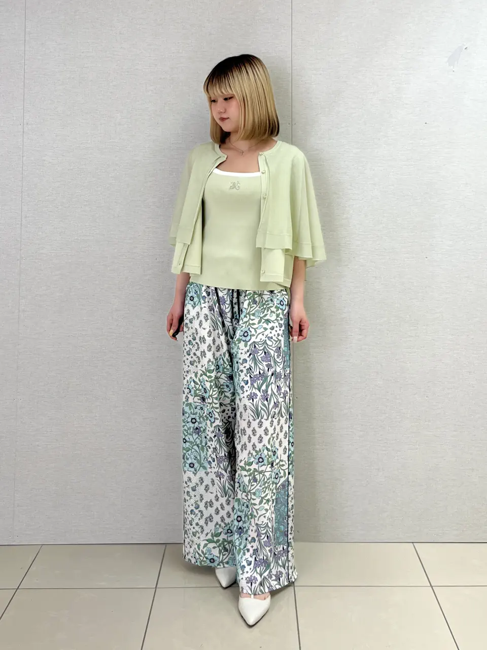  Fujisawa Yuri コーディネート画像