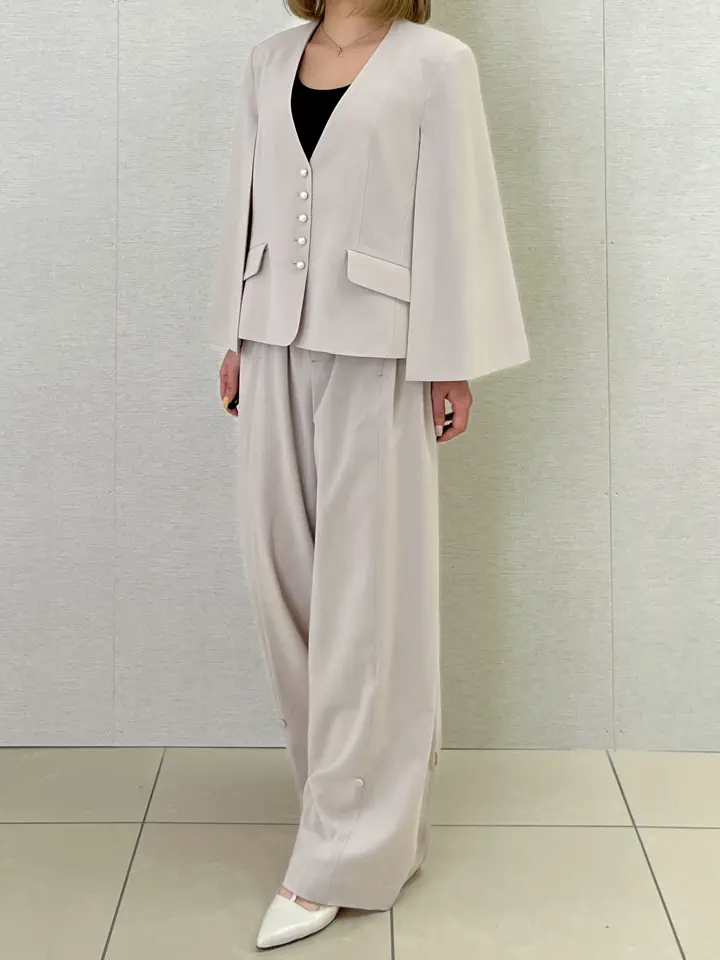 GRACE CONTINENTAL Fujisawa Yuri コーディネート画像