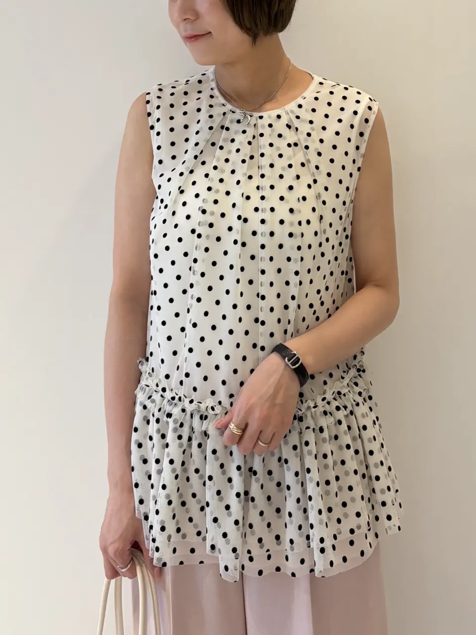 GRACE CONTINENTAL 亀田 未希 コーディネート画像