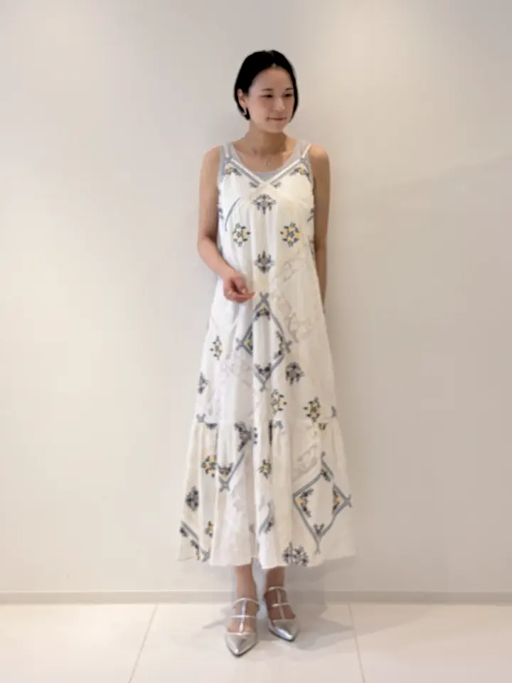 GRACE CONTINENTAL 亀田 未希 コーディネート画像