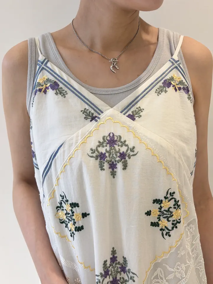 GRACE CONTINENTAL 亀田 未希 コーディネート画像